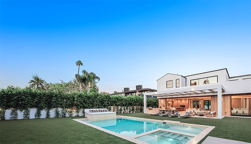 Article Image - <h1 data-start="179" data-end="237">2025 Claims Report: Key Insurance Risks for High-Net-Worth Clients</h1>